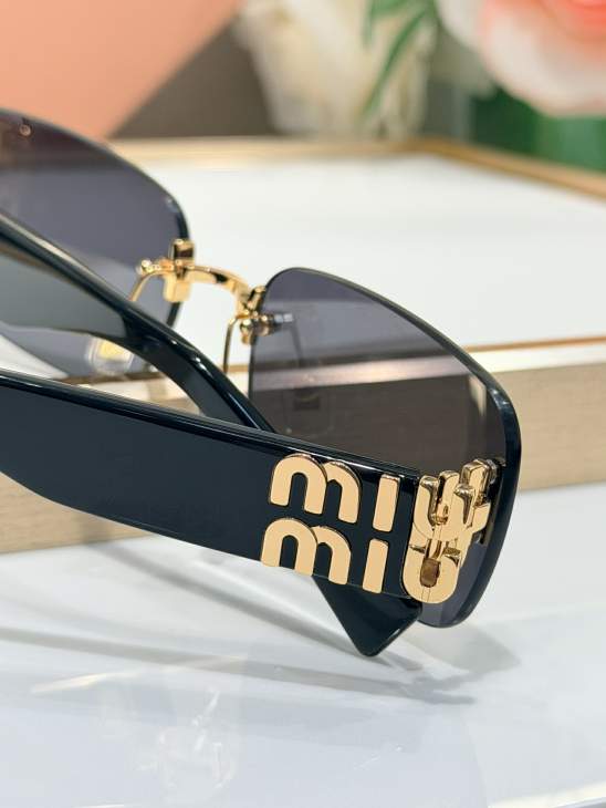 Picture of Miu Miu Sunglasses _SKUfw79164917fw